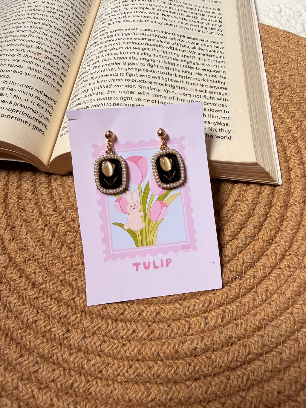 Midnight tulip Earrings